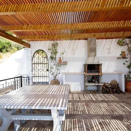 Jacaranda Villa